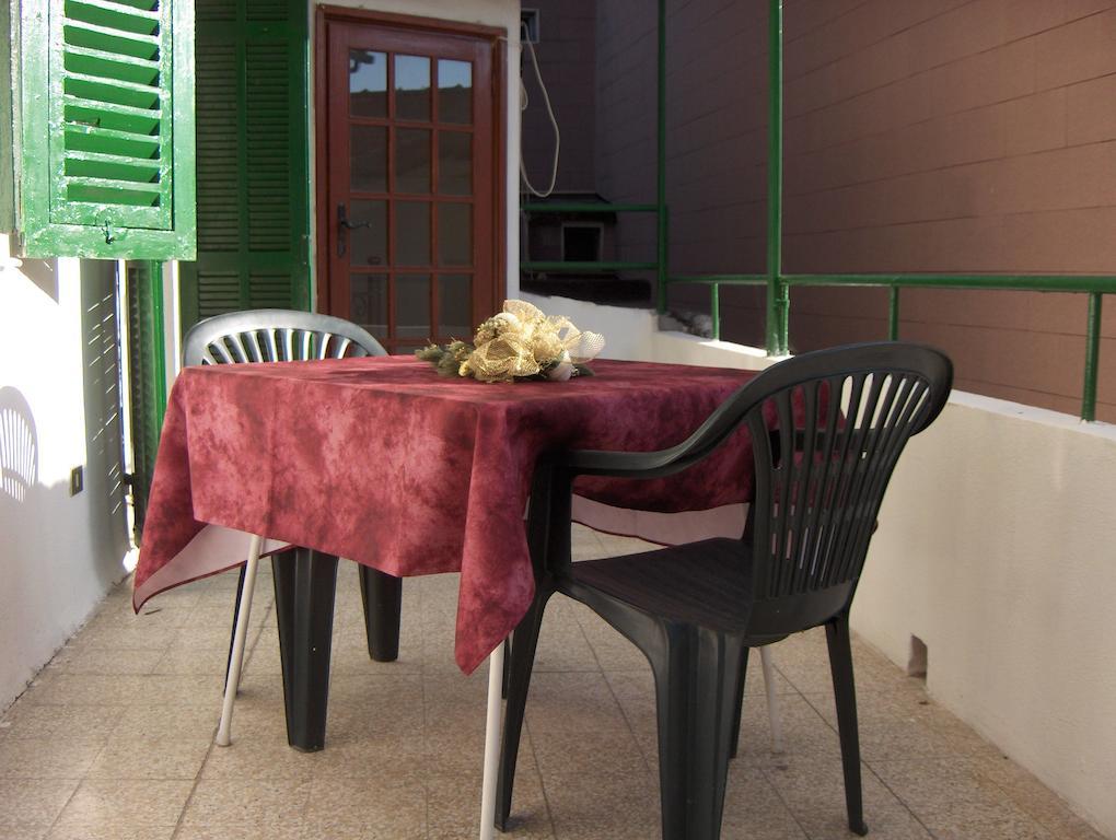 Appartamento Torrione Vallecrosia Exterior foto